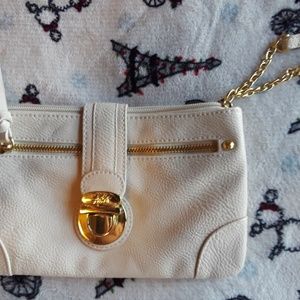Aeropostale beige clutch